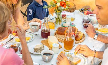 Le Domaine de Gorneton, Chasse sur Rhône, petit déjeuner